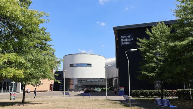 Henley Business School building mtime20180803135104